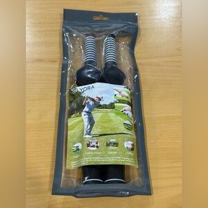 Clyora Right Hand Golf Swing Trainer Hand Grips 2 pcs Brand New Sealed.